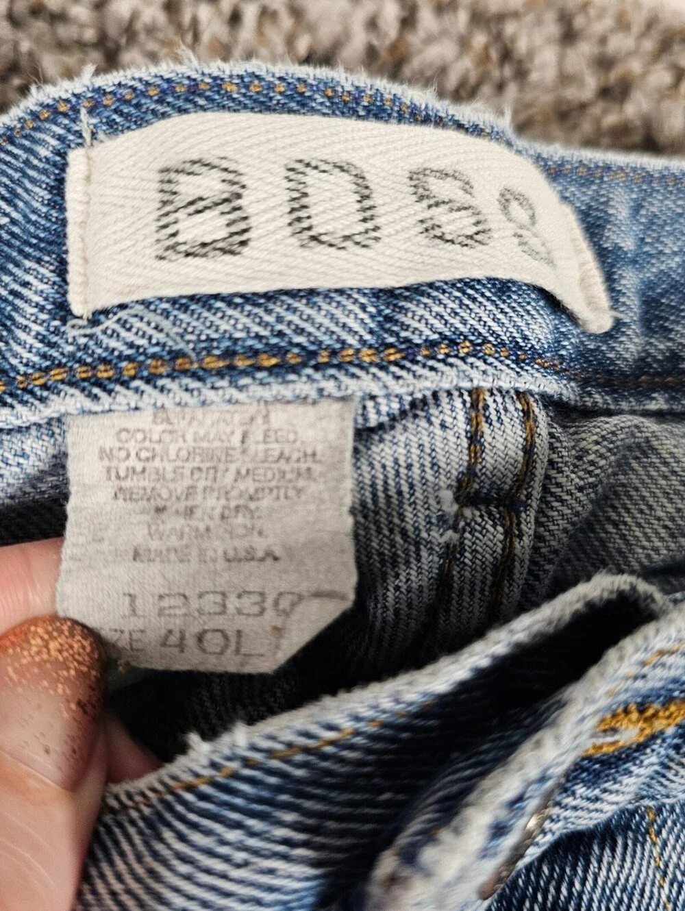 Vintage 1990s BOSS Mens Sz 40T Slim leg Light Wash Blue Jeans Denim
